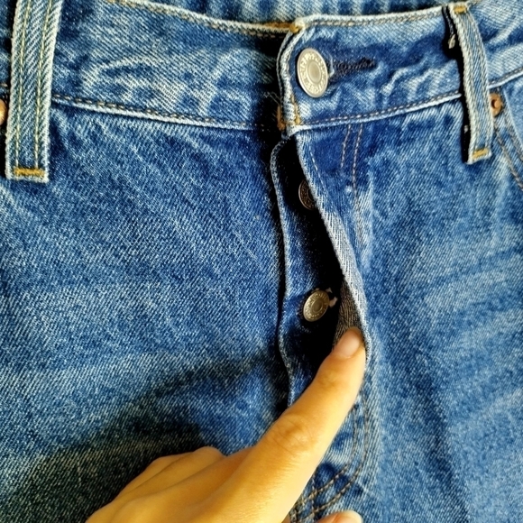 Levi's Premium 501 ORIGINAL FIT WOMEN'S JEANS dark wash sz 29 - Picture 10 of 11